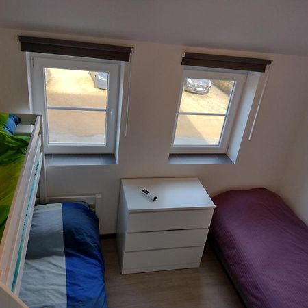 Huis Met Zonneterras, Tuin En Panoramisch Uitzicht Wellin Extérieur photo