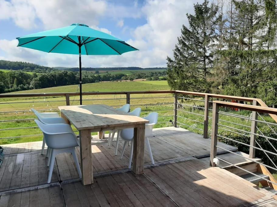 Huis Met Zonneterras, Tuin En Panoramisch Uitzicht Wellin Extérieur photo
